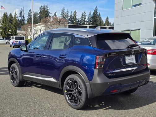 2025 Nissan Kicks SR