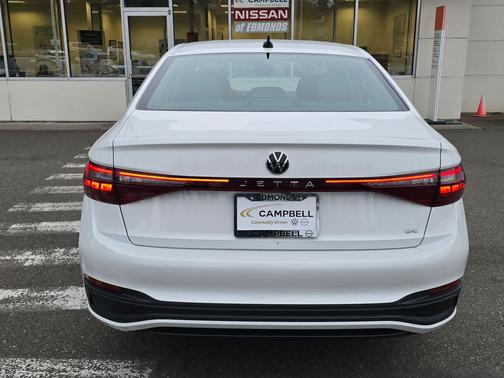 2025 Volkswagen Jetta 1.5T SE