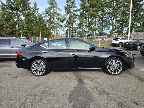 2024 Nissan Altima 2.5 SL