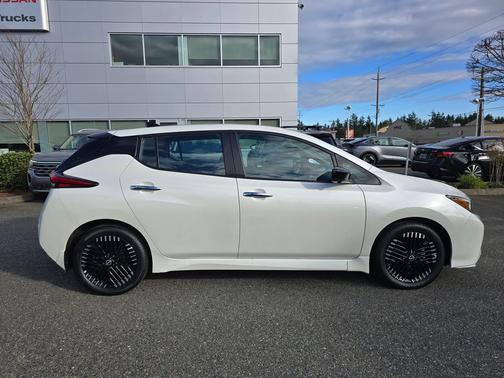 2024 Nissan Leaf SV PLUS