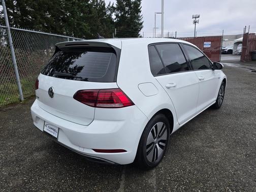 2019 Volkswagen e-Golf SE