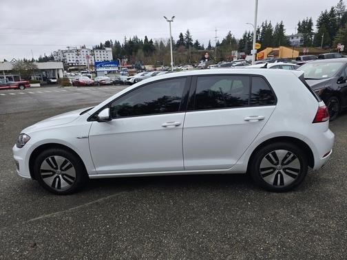 2019 Volkswagen e-Golf SE