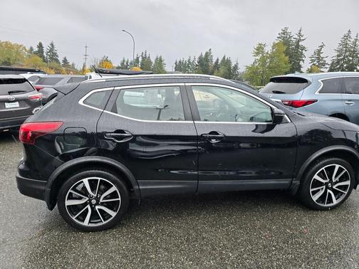 2017 Nissan Rogue Sport SL