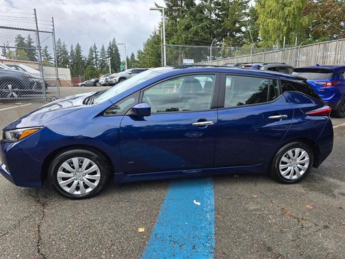 2024 Nissan Leaf S