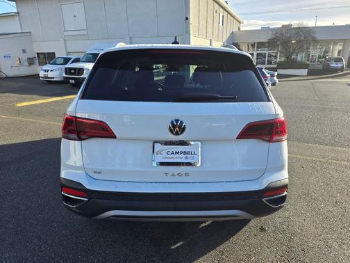 2024 Volkswagen Taos 1.5T SE