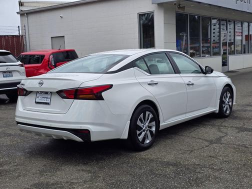 2024 Nissan Altima S FWD