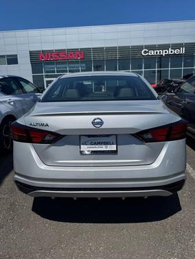 2022 Nissan Altima S FWD
