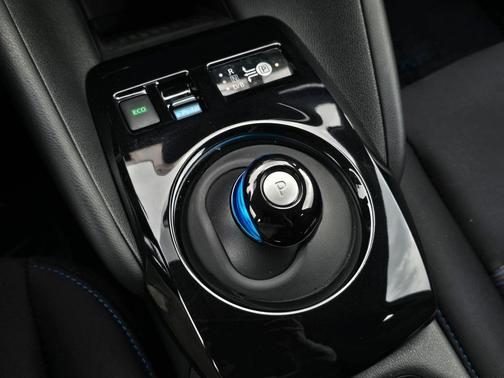 2023 Nissan Leaf SV PLUS 60 kWh
