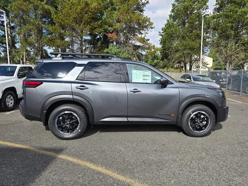 2025 Nissan Pathfinder Rock Creek 4WD