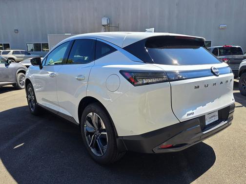 2025 Nissan Murano SL