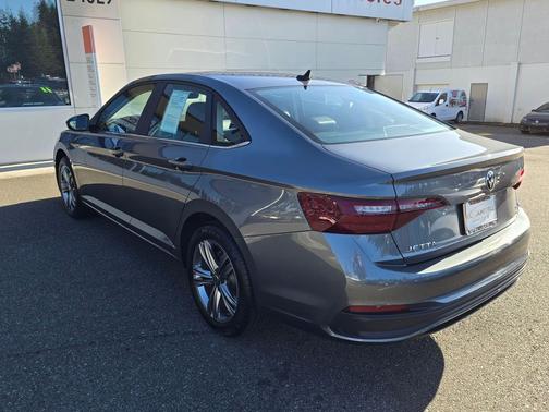 2023 Volkswagen Jetta 1.5T SE