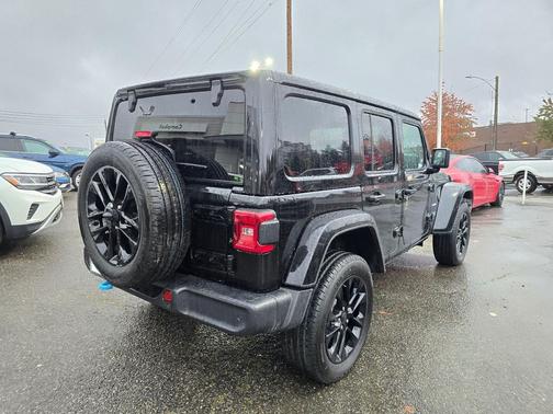 2024 Jeep Wrangler 4xe Sahara