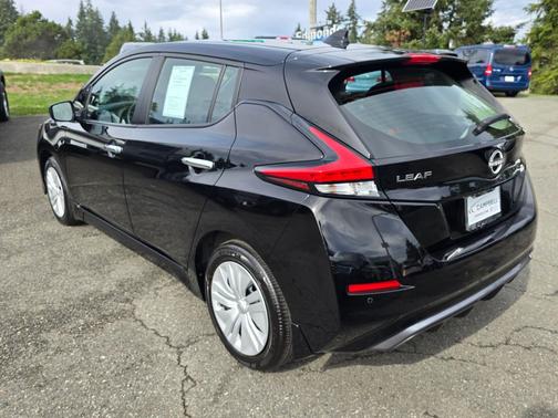 2025 Nissan Leaf S