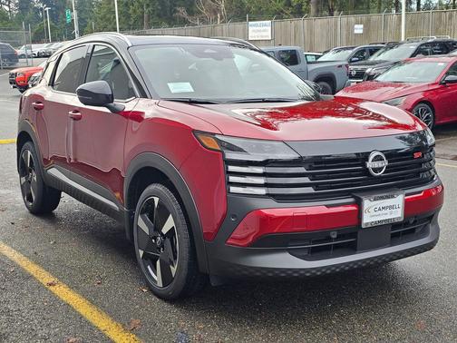 2025 Nissan Kicks SR