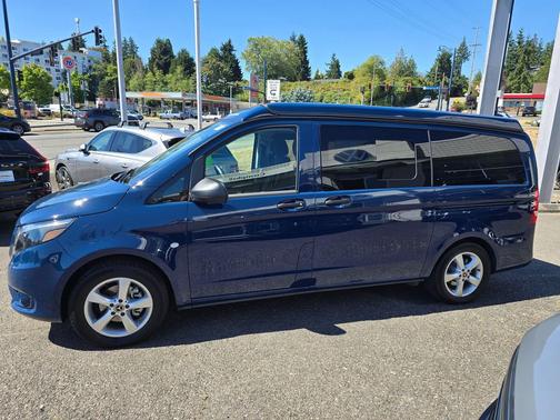 2021 Mercedes-Benz Metris Base