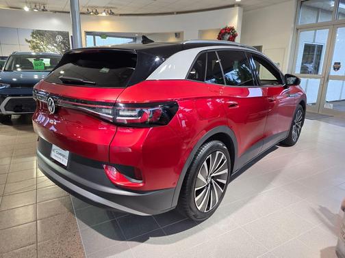2023 Volkswagen ID.4 Pro S Plus