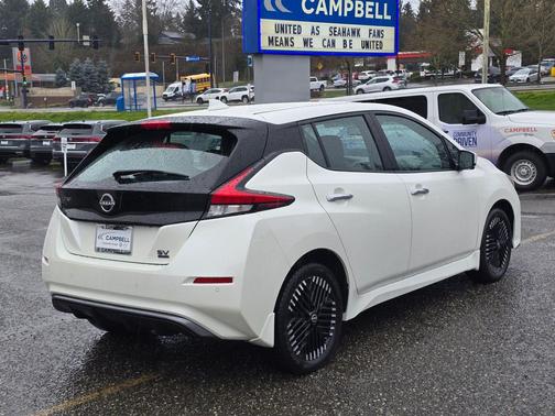 2024 Nissan Leaf SV PLUS