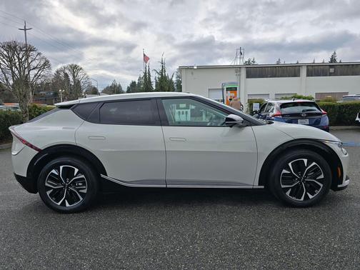 2023 Kia EV6 Wind