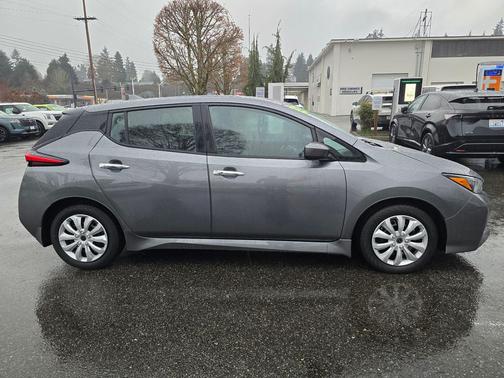 Gun Metallic 2023 Nissan Leaf S 40 kWh