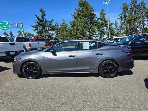 2023 Nissan Maxima SR Xtronic CVT