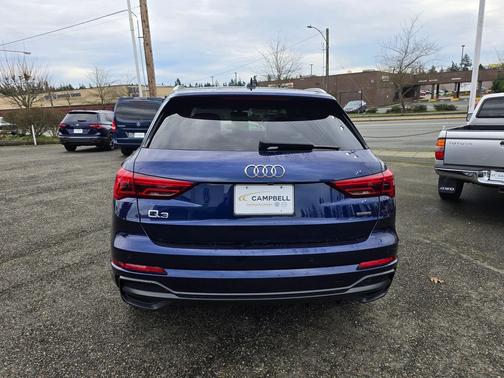 2022 Audi Q3 45 S line Premium