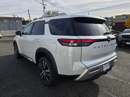 2025 Nissan Pathfinder Platinum 4WD
