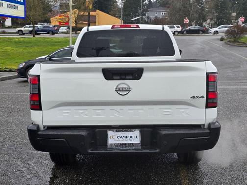 2025 Nissan Frontier S