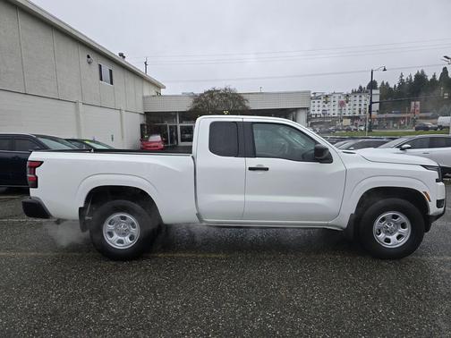 2025 Nissan Frontier S