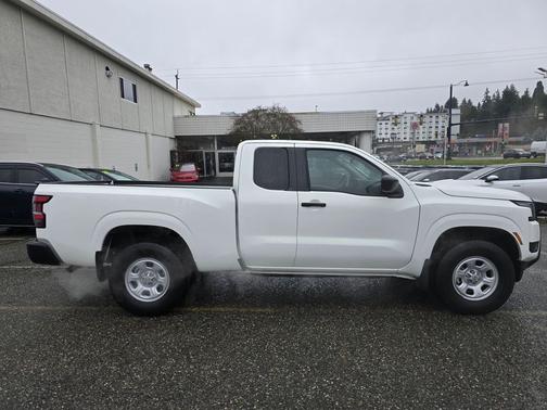 2025 Nissan Frontier S