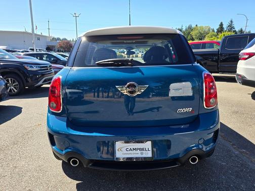 2011 MINI Cooper S Countryman Base