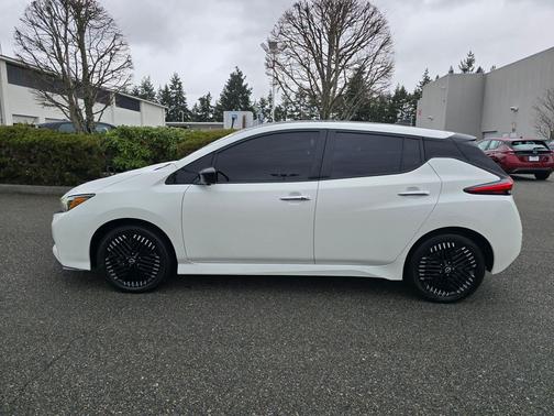 2025 Nissan Leaf SV PLUS