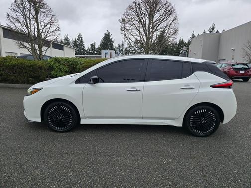 2025 Nissan Leaf SV PLUS