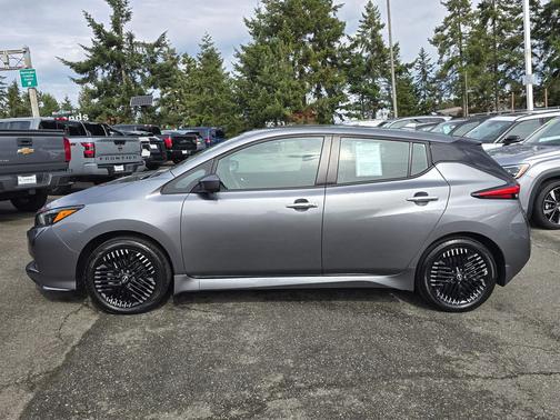 2024 Nissan Leaf SV PLUS