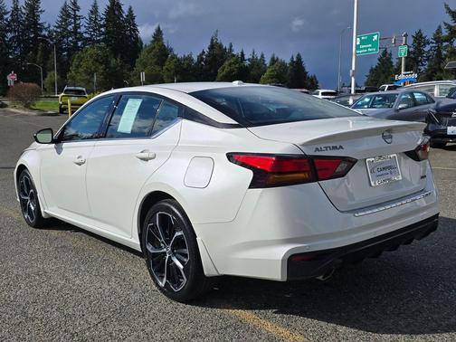 2023 Nissan Altima SR Intelligent AWD