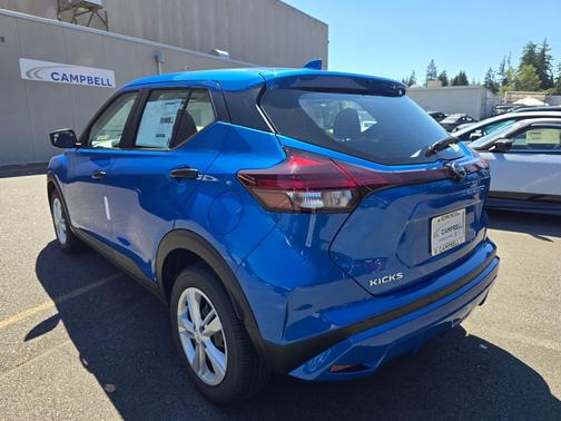 2025 Nissan Kicks S