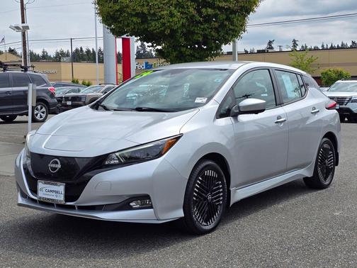 Brilliant Silver Metallic 2024 Nissan Leaf SV PLUS