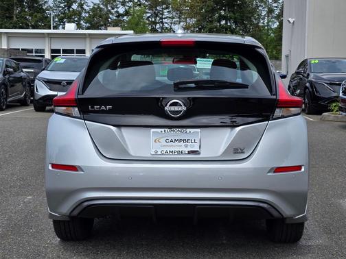 Brilliant Silver Metallic 2024 Nissan Leaf SV PLUS