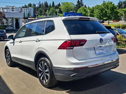 Pure White 2024 Volkswagen Tiguan 2.0T S