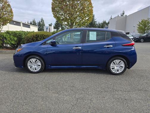 Deep Blue Pearl 2024 Nissan Leaf S
