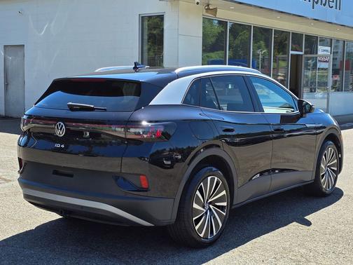 Deep Black Pearl 2023 Volkswagen ID.4 AWD Pro S Plus