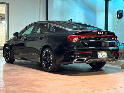 2022 Kia K5 GT-Line