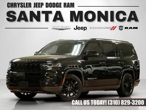 Diamond Black Crystal Pearlcoat 2022 Jeep Wagoneer Series III 4x4