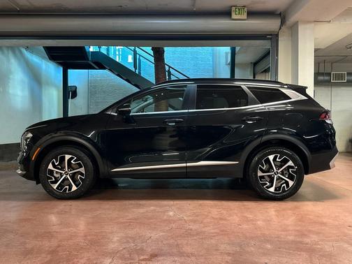 2023 Kia Sportage Hybrid EX