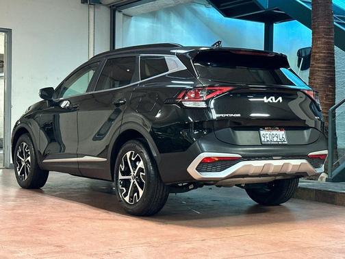 2023 Kia Sportage Hybrid EX