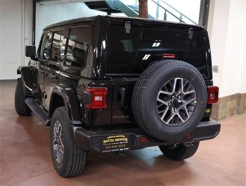 2025 Jeep Wrangler 4-Door Sahara 4x4