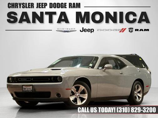 2020 Dodge Challenger SXT