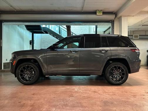 2025 Jeep Grand Cherokee 4xe Summit Reserve