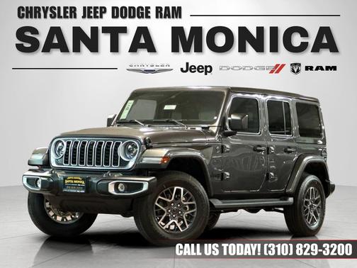 Granite Crystal Metallic Clearcoat 2025 Jeep Wrangler 4-Door Sahara 4x4 SUV