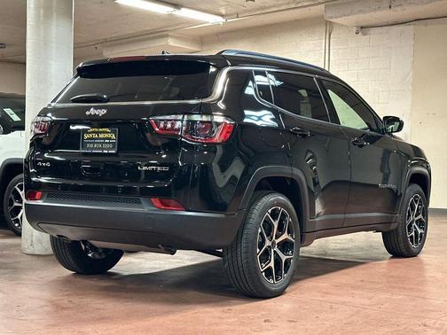 Diamond 2026 Jeep Compass Limited