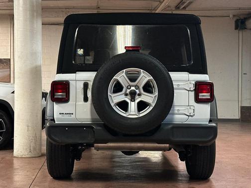 Bright White Clearcoat 2023 Jeep Wrangler Sport S